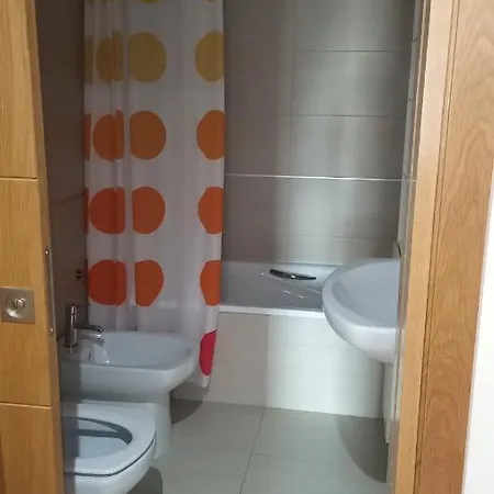 Apartman Piso De 2 En Av. Lamadosa.